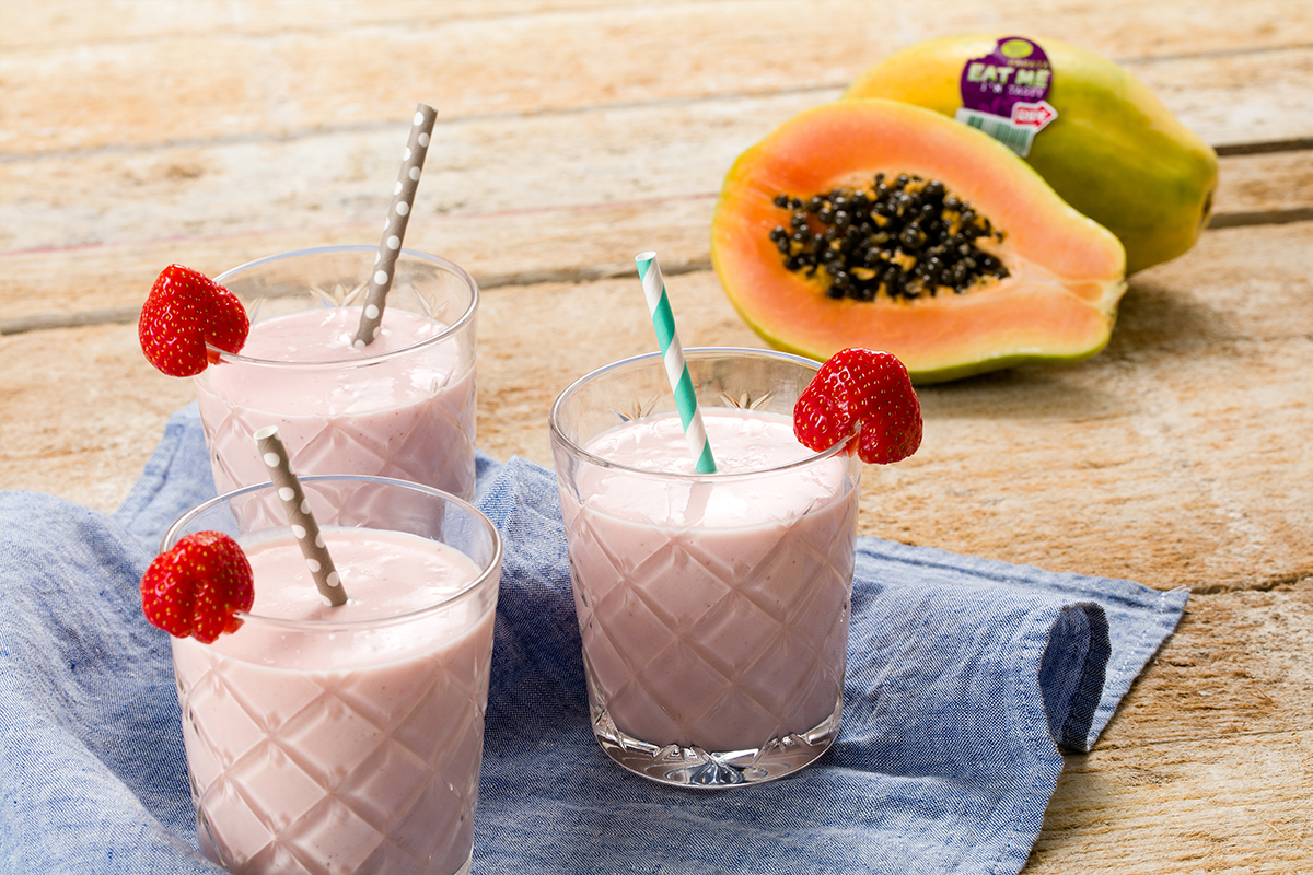 Aardbei - Smoothie van papaja, aardbeien en banaan